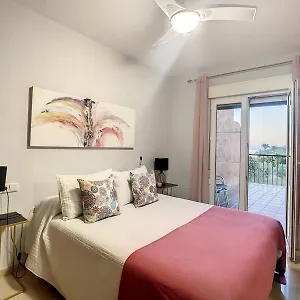 apartamento-playa-la-vina-p.hotelsinnerja.org/